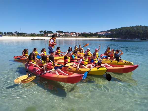 JORNADAS DE PIRAGÜISMO CON LOS COLEGIOS DE SANXENXO